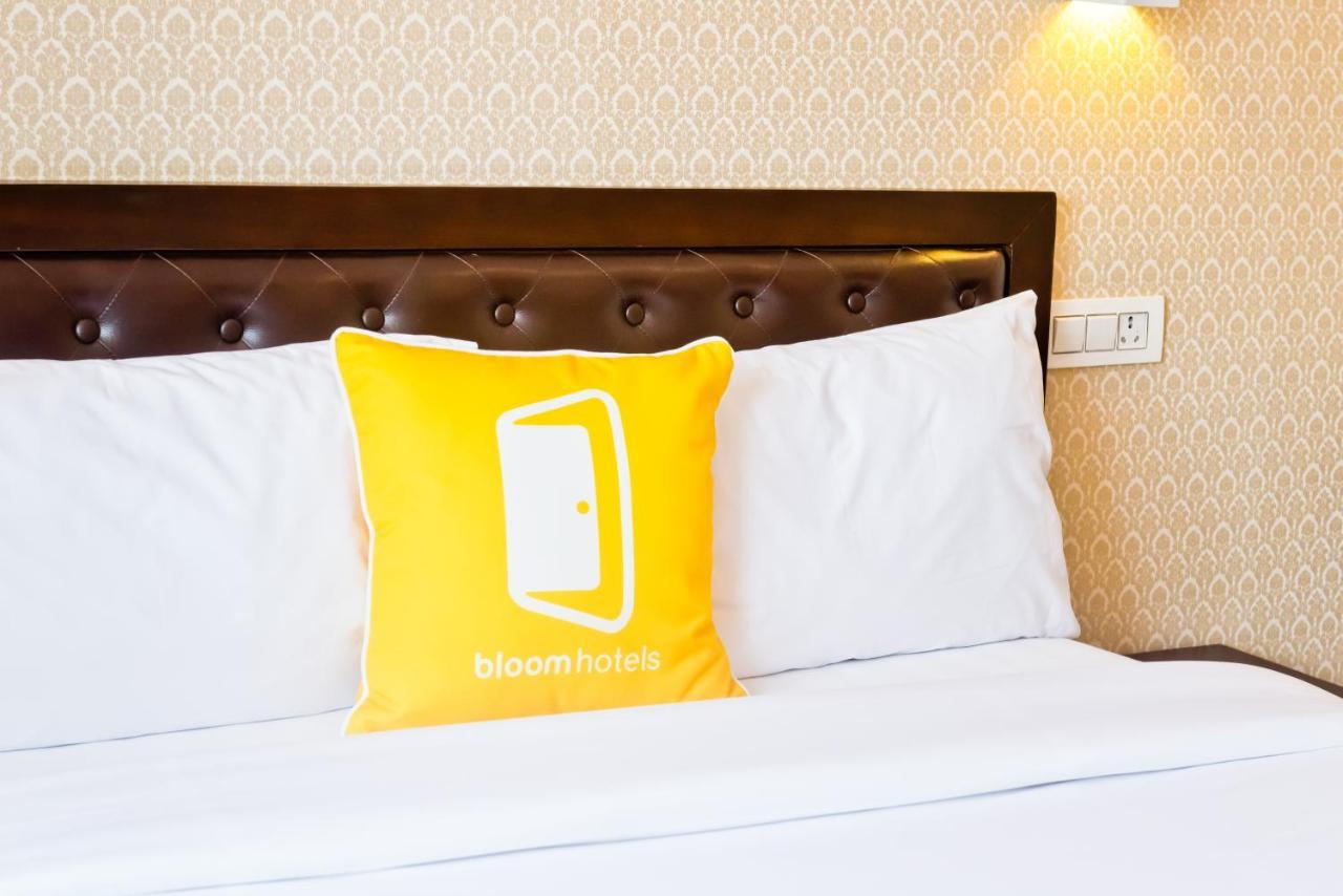 X By Bloom L Indiranagar Hotel Bangalore Ngoại thất bức ảnh